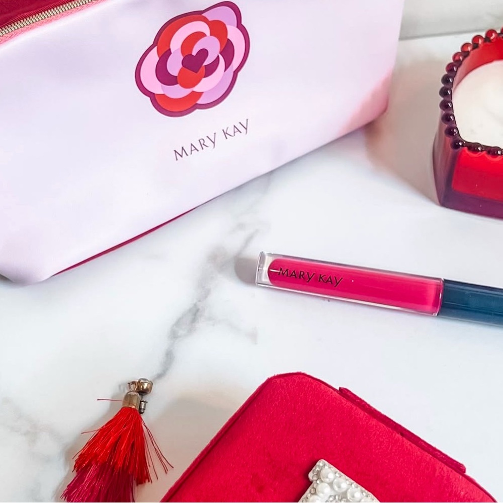 Mary Kay Pink Lip Gloss